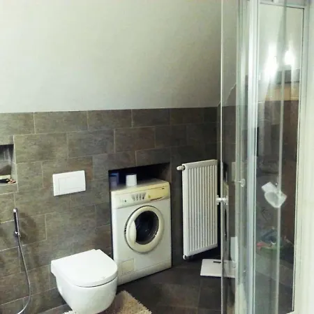 Chambre Legere Dans Une Maison Familiale *